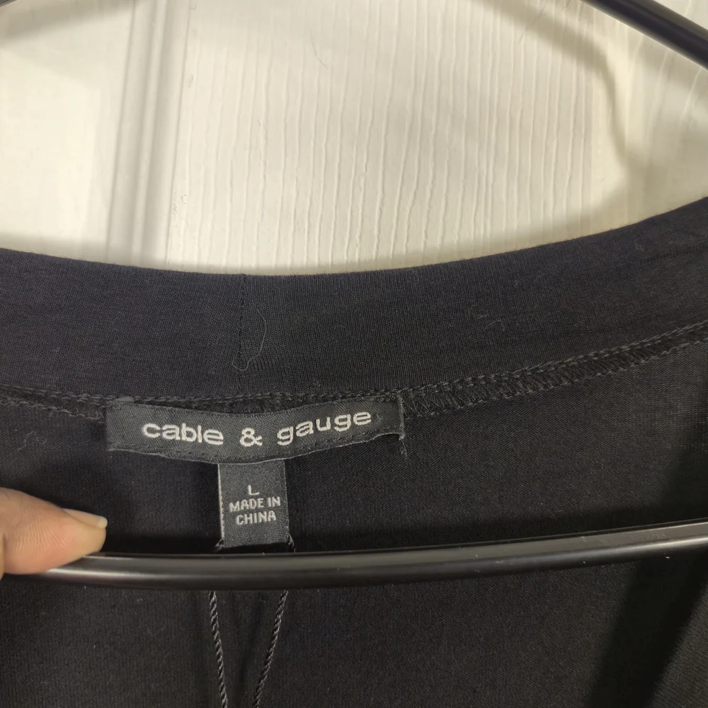 Cable & Gauge Black V-Neck Button Front Cardigan - Size L - Picture 7 of 9